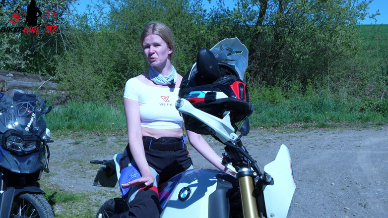 Bikergirl_97: Ich Stelle Mich Vor!