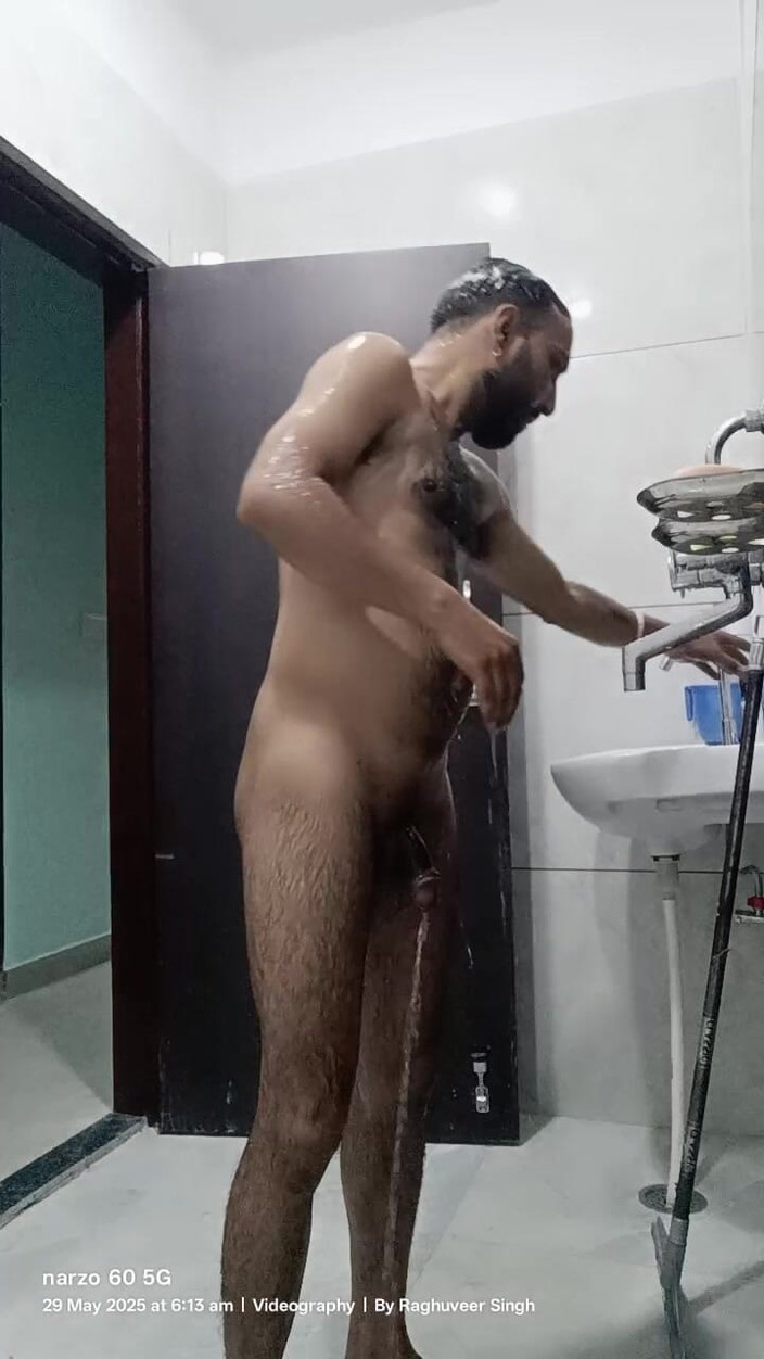 Rajasthani-old-lover: Masturbazione gay indiana desi con amici dal vivo