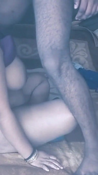 Caliente india folla vecino en cama