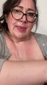 Döl kaplı kütüphaneci