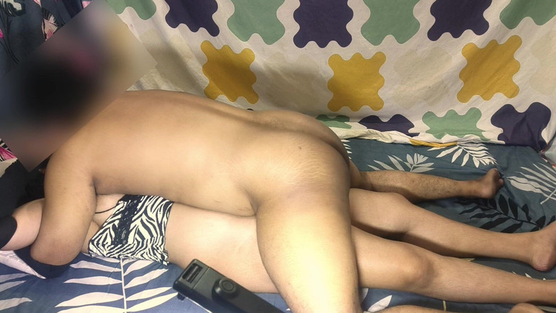 Priya Sex Videos: Indiana salão de massagem mms vídeo de menina fodida duro...
