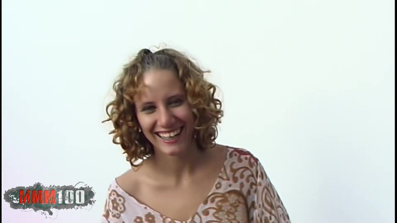 MMM100: Anna: Anna trochu čůrá do kalhotek
