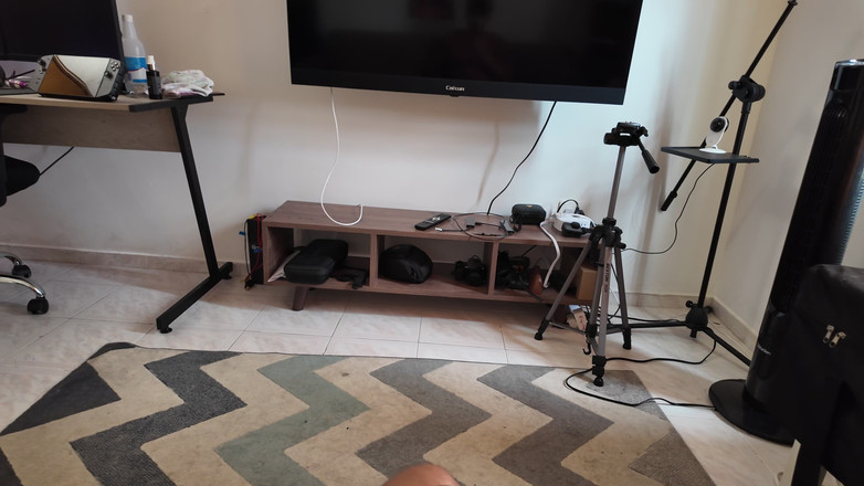 Incognita XXX: 거유 의붓여동생은 진짜 창녀로 밝혀졌고 그녀의 육즙이 많은 엉덩이에 세게 박혔습니다.