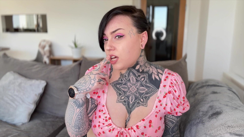 Miss Valentina: Vivre dans un cocu