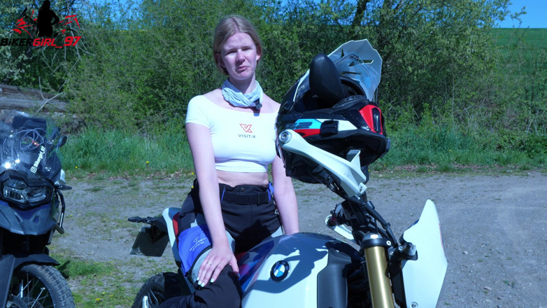 Bikergirl_97: Představím Se!
