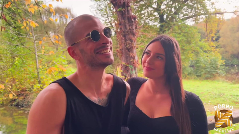 Porno Baguette: Vénus, ładna brunetka, uwielbia ostre ruchanie