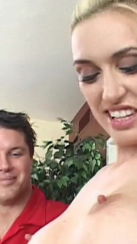 Mia moglie viene scopata da uno strano cazzo e io guardo