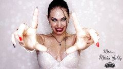 Goddess Misha Goldy: Humpfi s polštářem