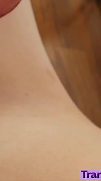 Sasha Skye и ее вкусная большая порция спермы