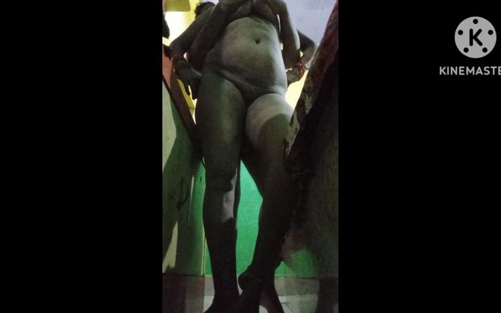 Indian hardcore: Sesso a pecorina fatto in casa, sexy matrigna e figliastro...