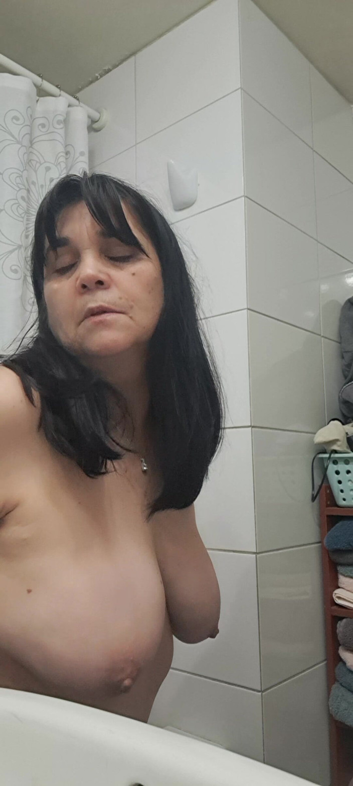 Mommy big hairy pussy: Macocha dobra wyobraźnia jebanie w łazience