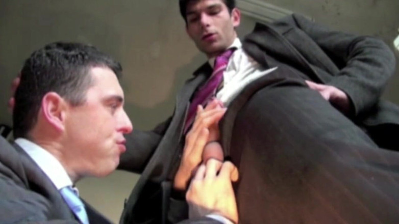 Gaybareback: 2 commercials workers fuck at work