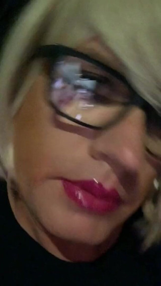 CindieLove: Tal vez el video de instrucciones de paja más caliente...
