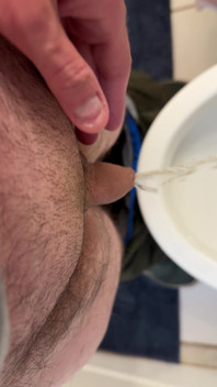 Small Cock Virgin Peeing