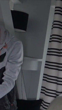 Slet gecreampied door zijn vriend grote lul