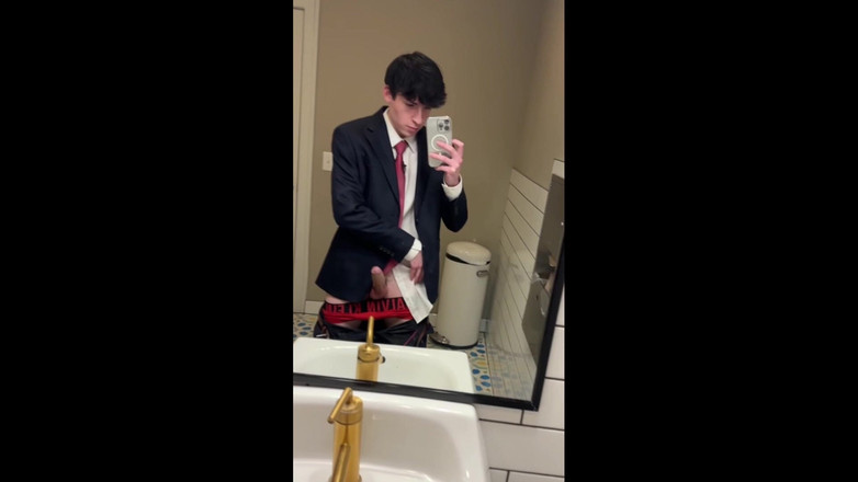 The Show Studio: Masturbacja w dniu mojej matury