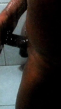Jerk off at Bath 'over Shot'