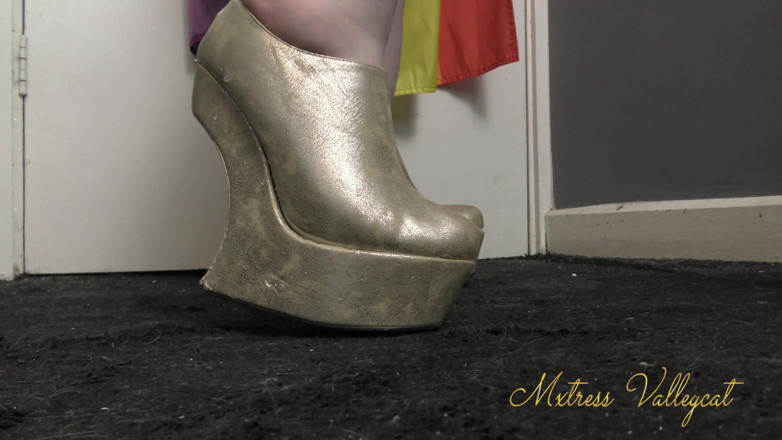 Mxtress Valleycat: Adore minhas botas à moda antiga