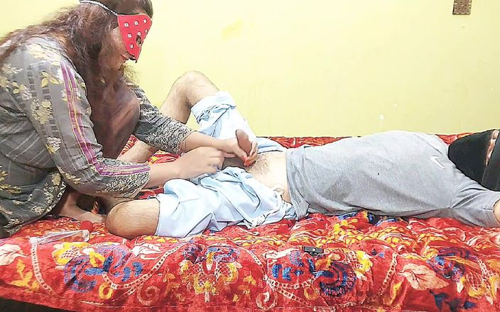 Pakistani CoupleX: Indisk svärdotter svärfar har fått penis ut, hindi ljud