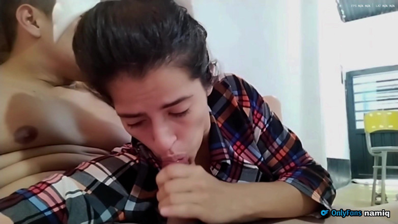 NamiQseiiin: Oral untuk saudara tiri saya dan jari untuk saya.