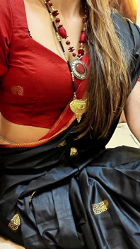 Fotto La Mia Indiana Desi Mausi Mentre Nessuno È in Casa