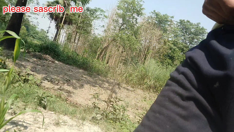 DesiDarkArt: Desi bangali chlapec v lese Fuk strom