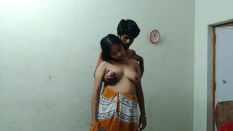Telugu Couple: Ngentot gaya doggy sama kakak ipar india setelah pesta di...