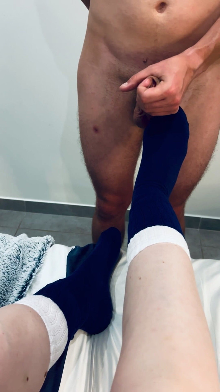 Frenchsockjob: 내 파란색과 흰색 겹겹이 양말이 모든 관심을 끌다