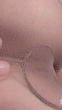 Moje první nylonová footjob