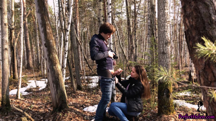 PerfectHelen: Il pompino di una studentessa e scopa con un fotografo...