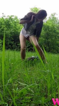 Skinny Girl Pee on a Rock and Wet the Grass in the Forest