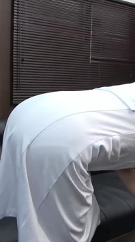 Sala especializada en tratamiento sexual - enfermera traviesa de hermosa enfermera