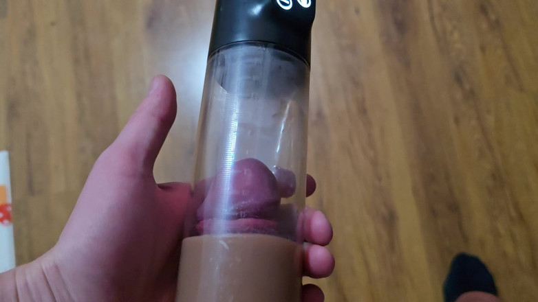 Fap_man93: Yoğun bir orgazmdan hemen sonra sperm dolu bir penis vakum...