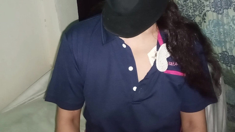 Netu: 与热辣性感的印度女孩