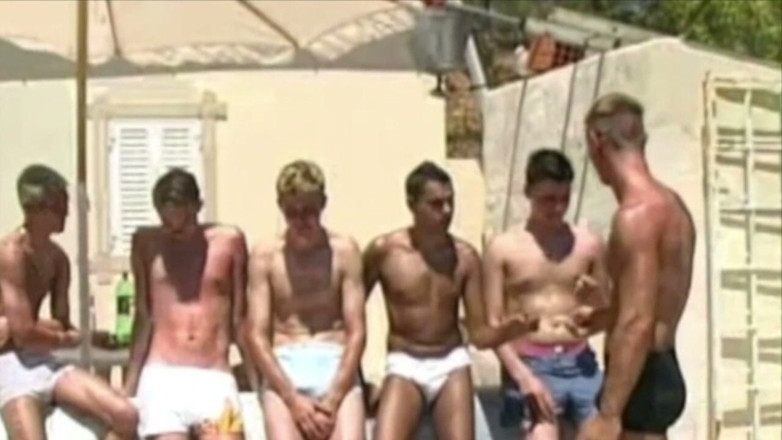 HOT BAREBACK BOYS C HANNEL: 21歳の若者3人