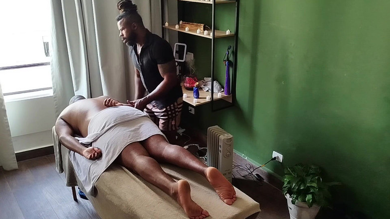 TheBlacKHunterr: Massage bekommen