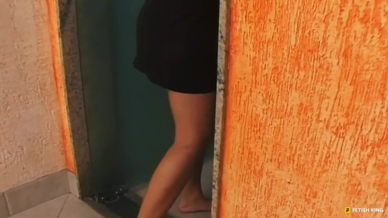 FetishKing Signature Vault Classics Fetish Movies: Dirty Feets - Six Feets- Domina Vs. Slave
