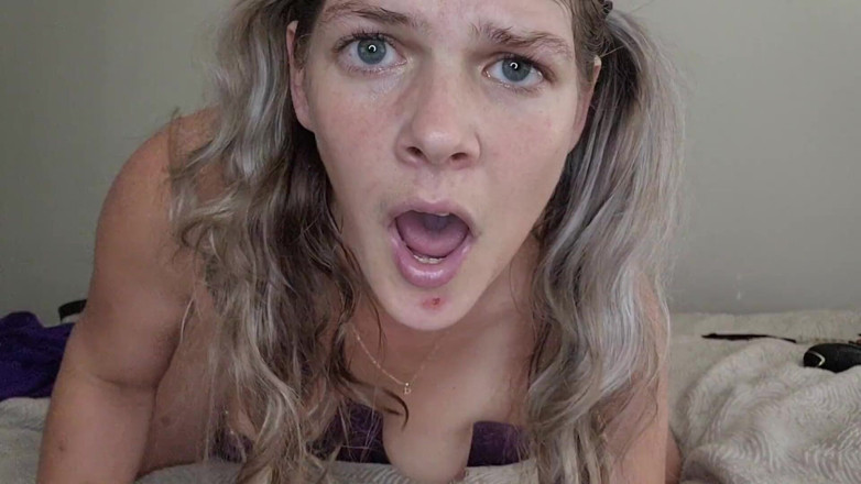 Ashlynn Rides: Cưỡi gối của tôi vì đồ chơi của tôi đã không làm điều đó!
