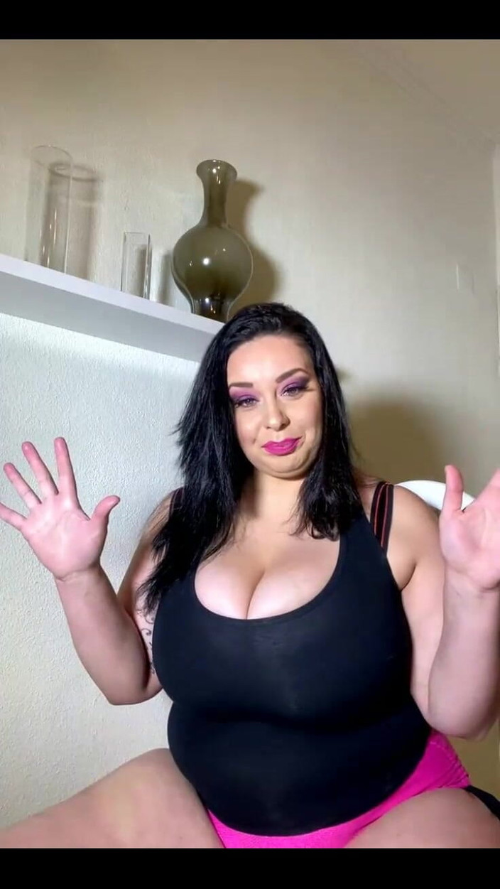 Anastasia Lux: Stream bermula 04/03/2020