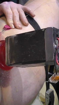 Far Spread Pussy Fucked By Machine 328 B