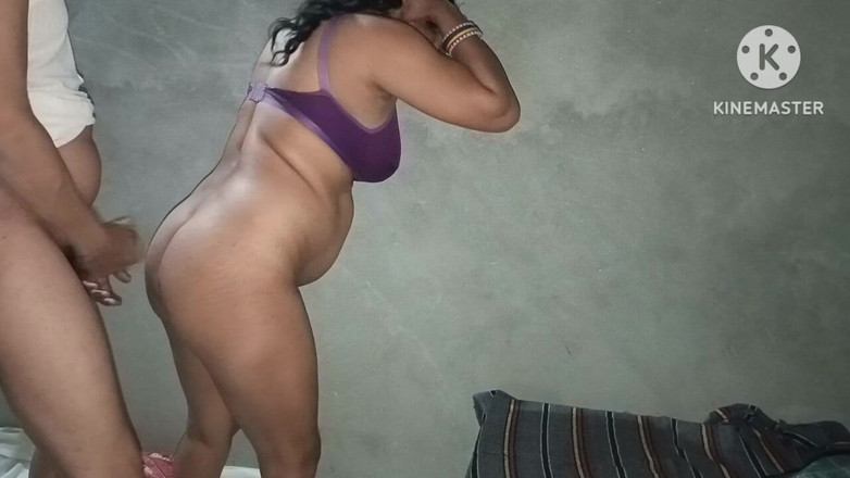 Savita5343: 立った姿勢での義理の兄弟と義理の妹のセックス