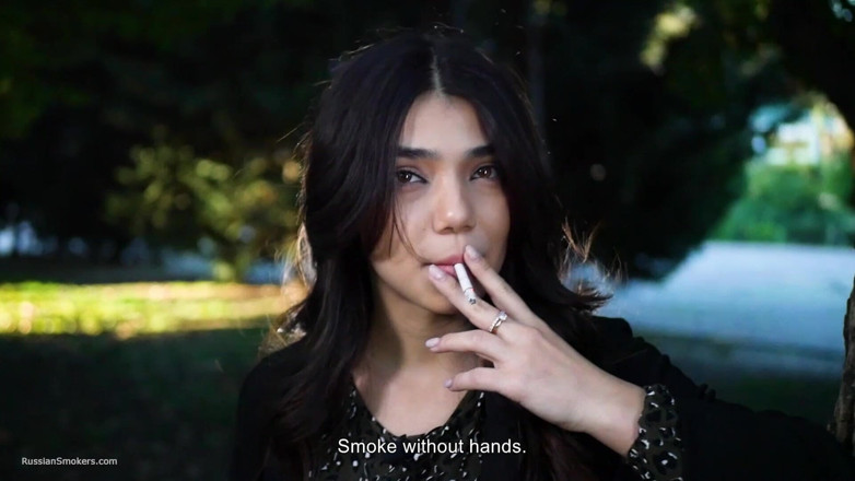 Russian Smokers: Курящая Интервью С Зариной