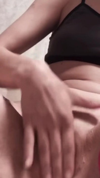 Öğrenci anal dildomunu sikiyor