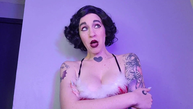 Geeky Femdom: Свята з вашою подругою фута