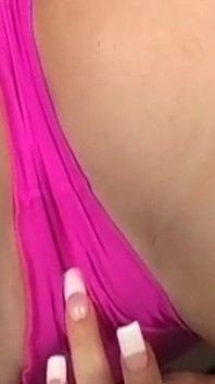 Memek menetes, toketnya dientot
