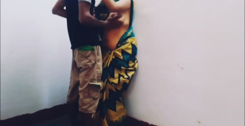 Teensex: Busty Desi Hot Bhabi Plays with the Devar While Husband's...