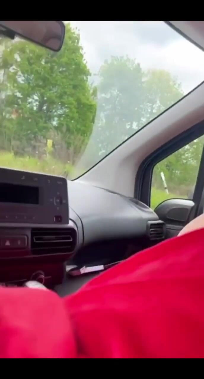 KarmenMilf: Extrême Dans La Voiture, Pipe Torride Et Beaucoup De Sperme