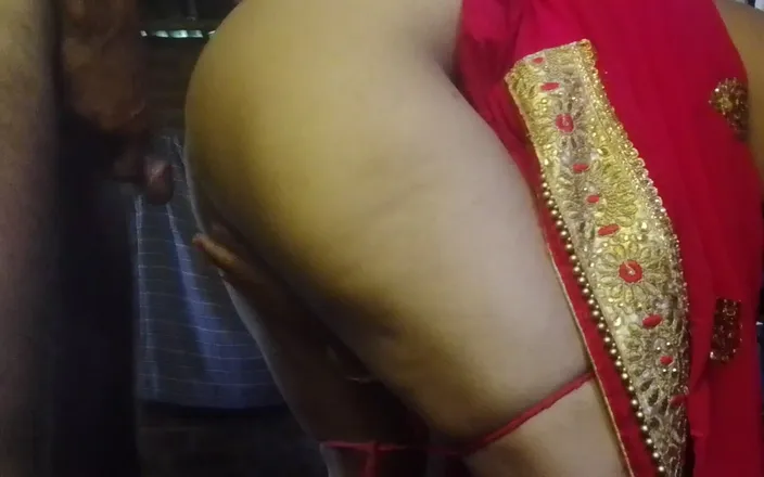 Soni sk: Indian Deshi Stepmom and Stepson Rial Fuking Homemade Video