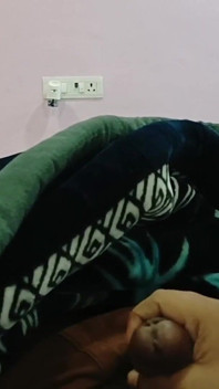 Üvey erkek kardeşimin yarağını emdim