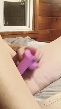 Blonde milf voert uit voor sexy telefooncreet